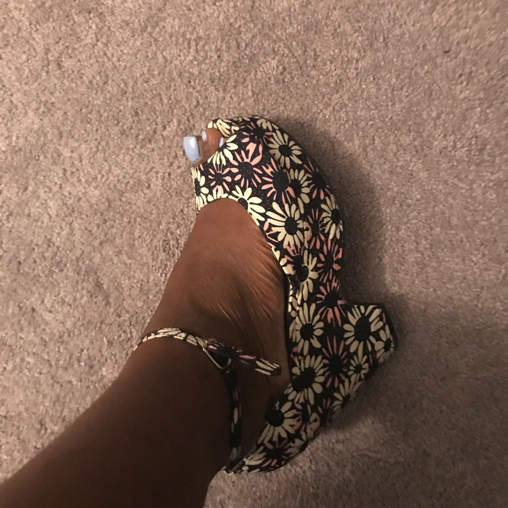 Worn Once Like New - image 3